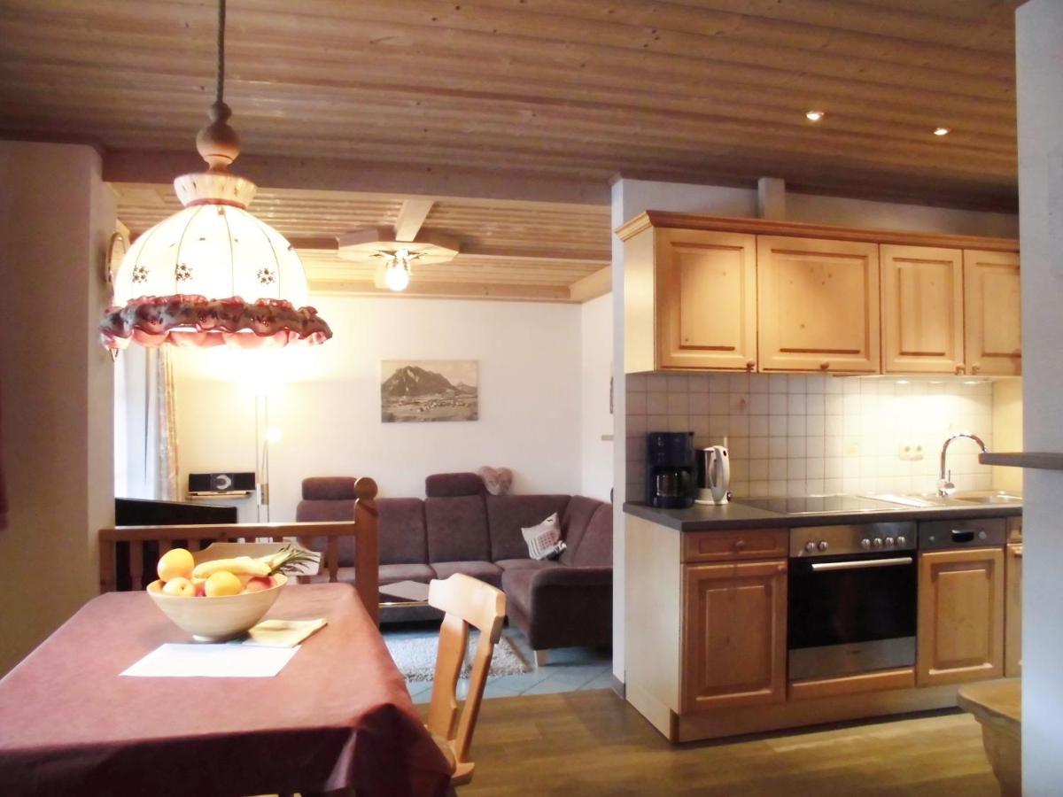 شقة Ferienhaus Koessel بفرونتن المظهر الخارجي الصورة